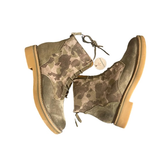 NWT Comfortiva Women's Renny Army Green Olive combat boot size 7 1/2 retail $145 - Picture 2 of 5